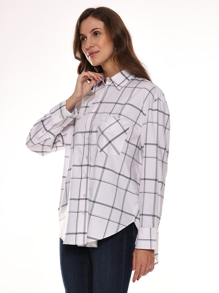 Girl wearing large black & white checks women's cotton shirt from Gazillion