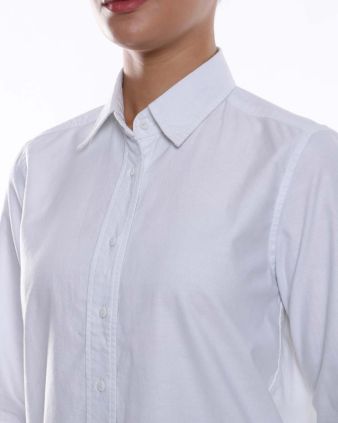 Aria White Oxford Cotton Shirt for Women - Zurich fit from GAZILLION - Front Detail