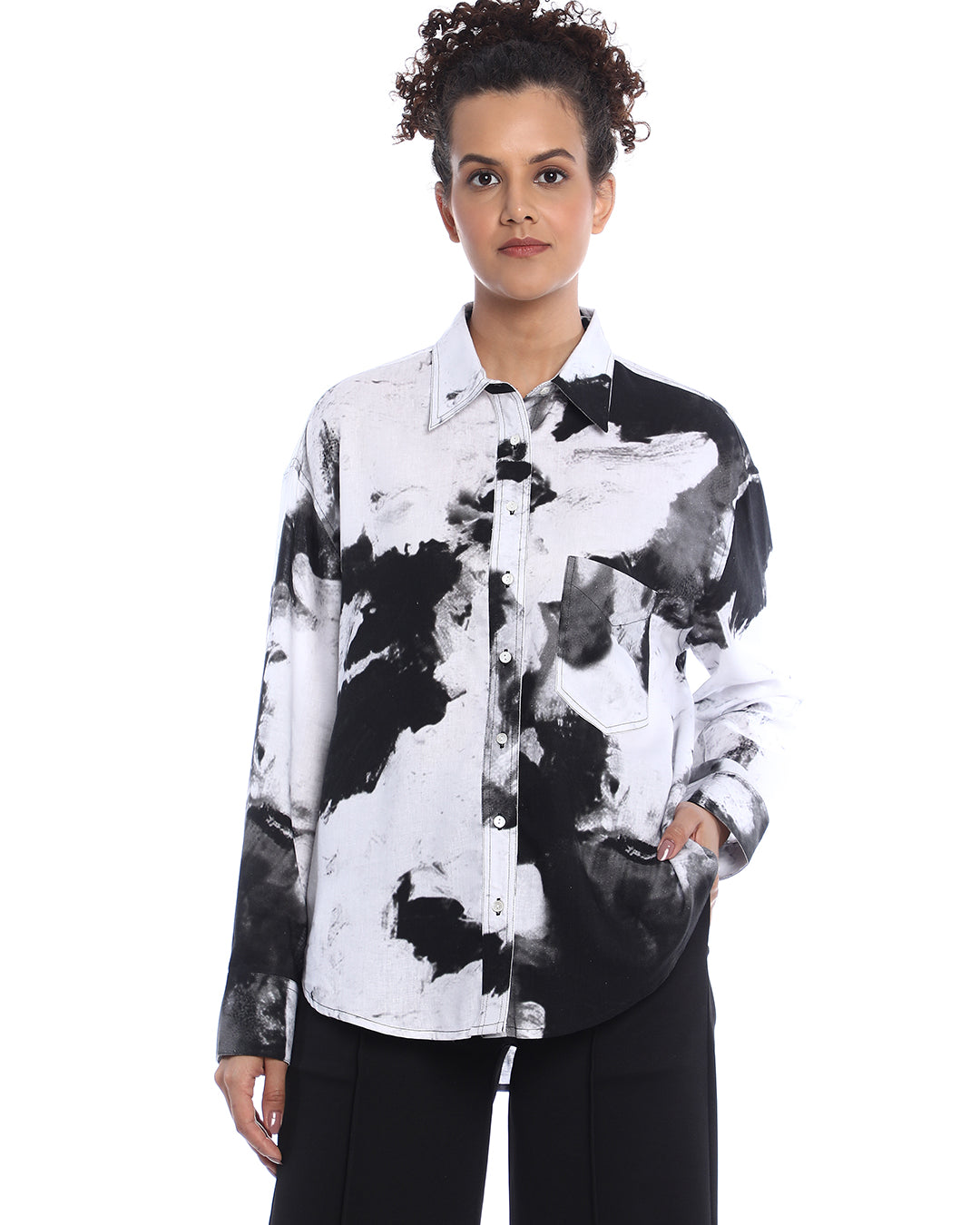 Benna Black & White Floral Print Viscose Linen Oversized Shirt for Women - Brussels Fit from GAZILLION - Front Look