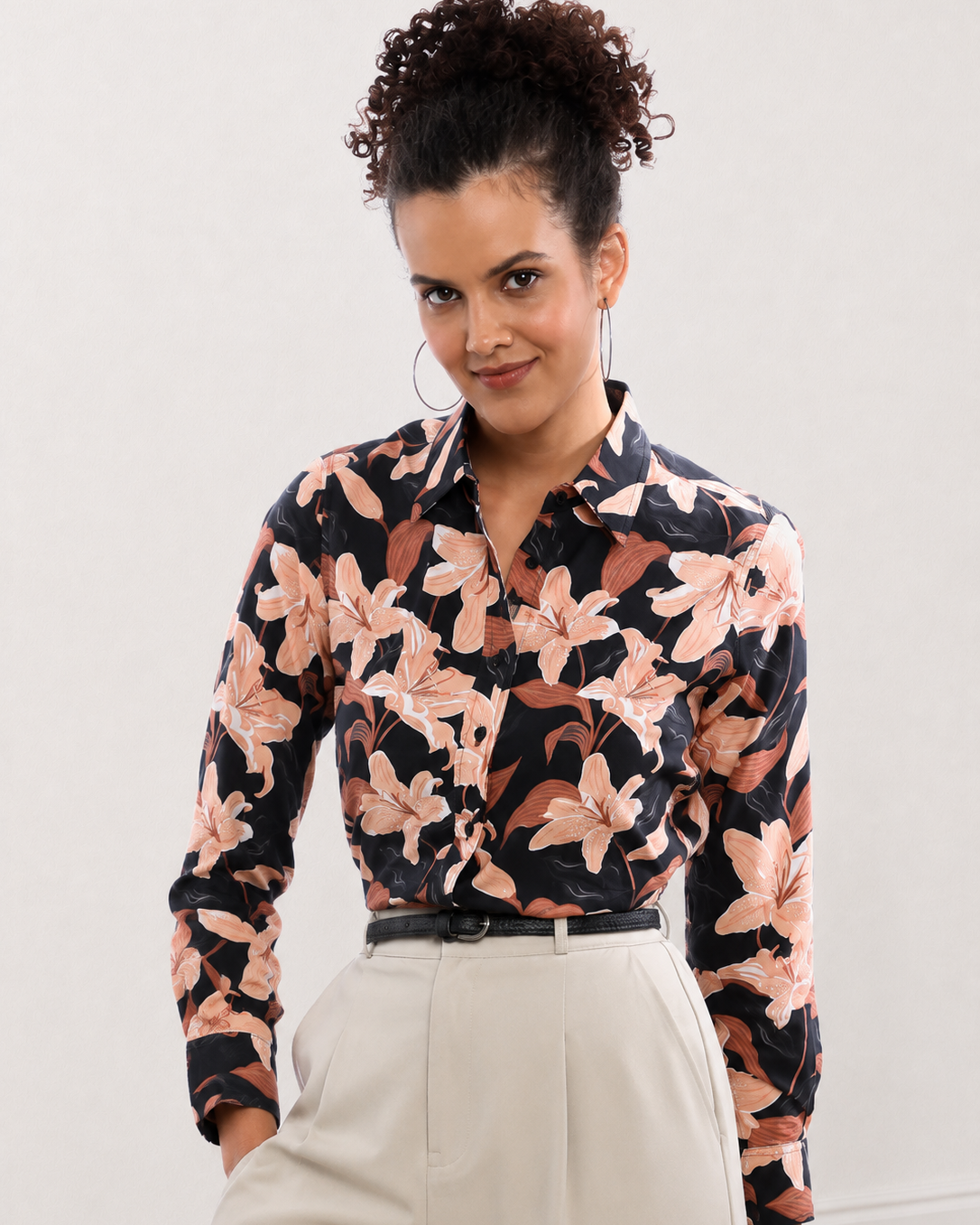 bethany Black & Beige