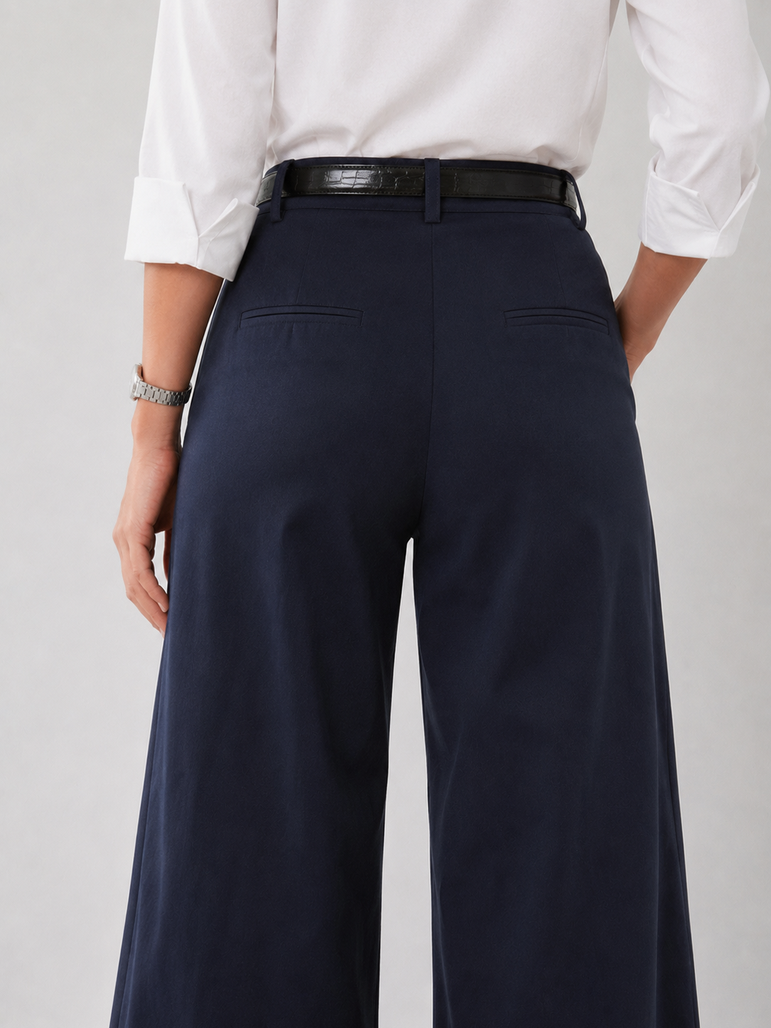 frida-pleated-black Navy