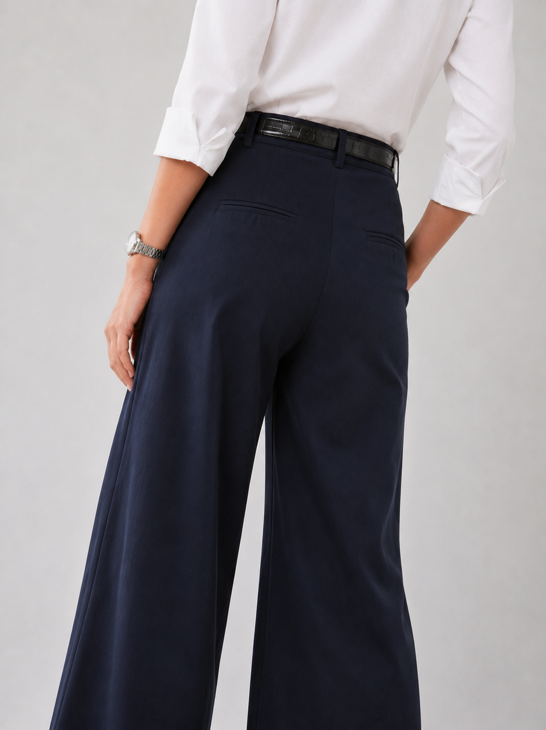frida-pleated-black Navy