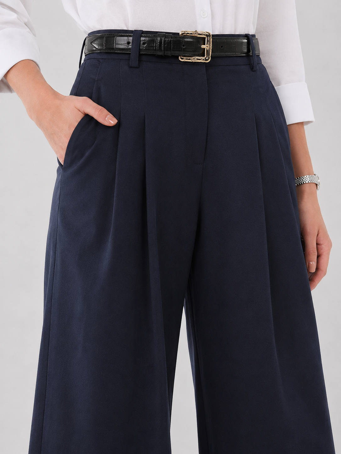 frida-pleated-black Navy