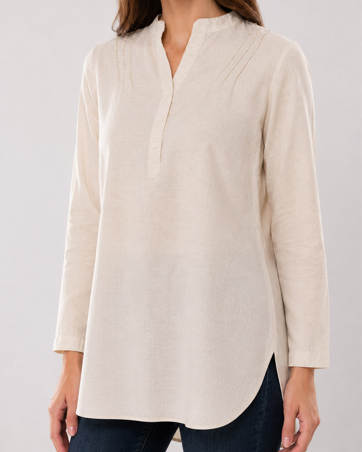 Alexa beige cotton linen tunic shirt half placket with the dignity buttons, curved hem close-up