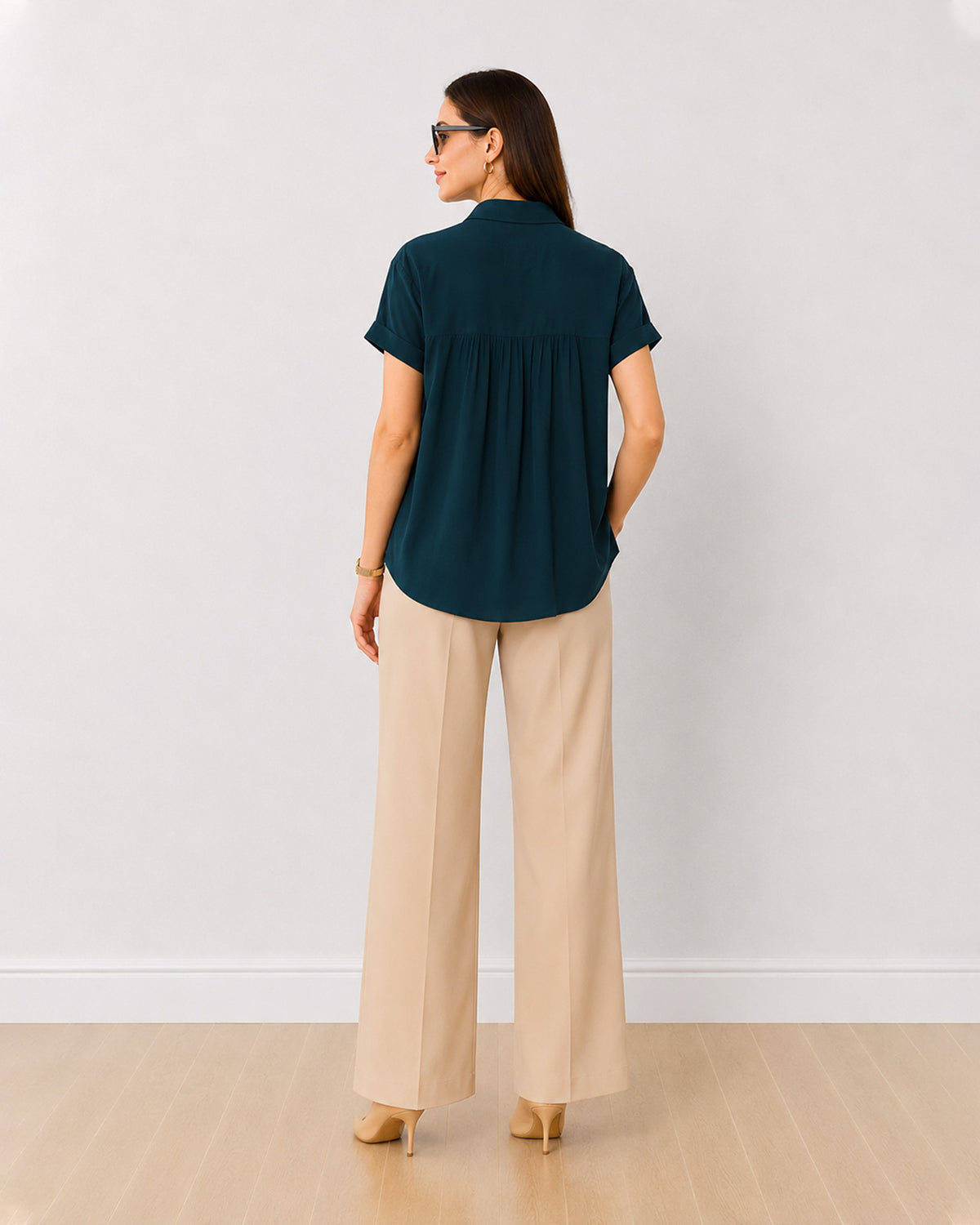 Alfa bottle green 100% viscose shirt back view with the gathers at the yoke