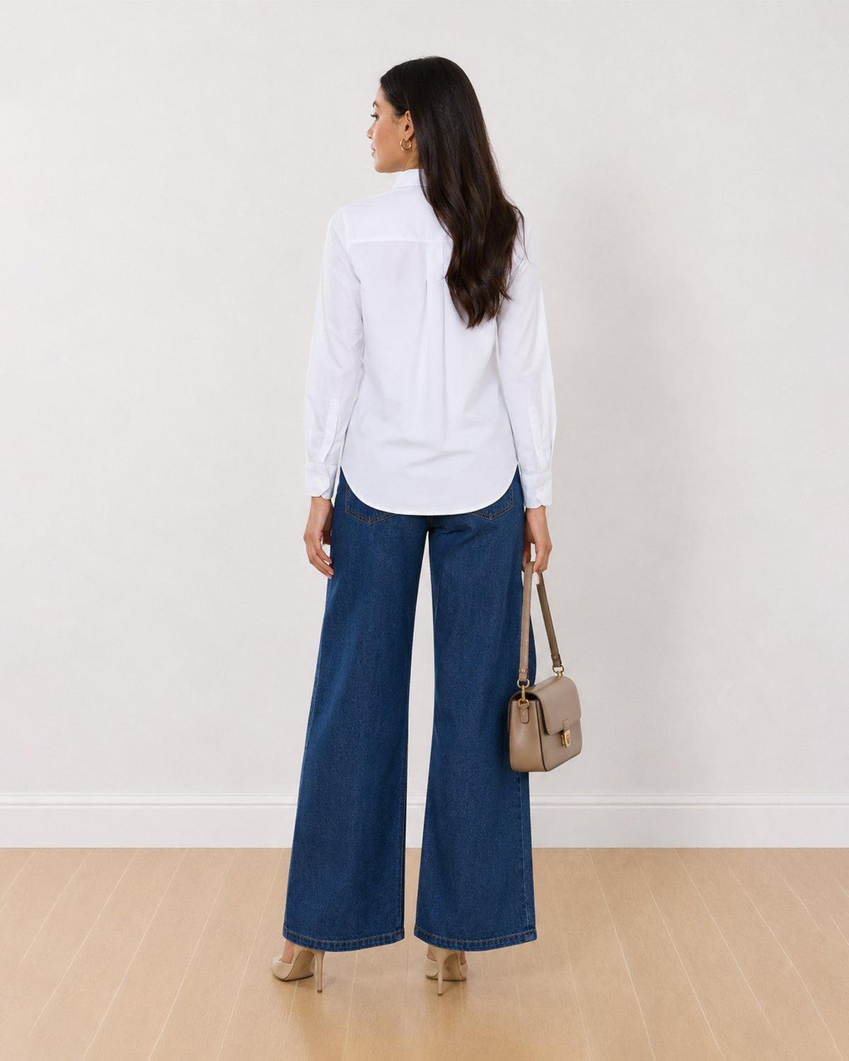 Aria white 100% cotton shirt back view with the centre back pleat