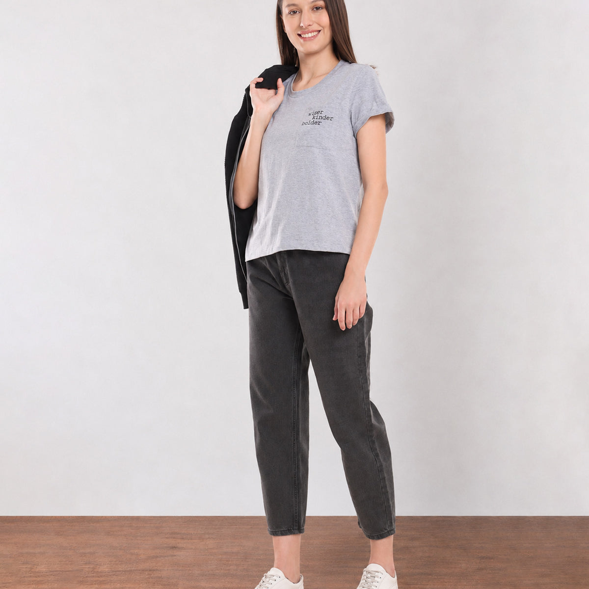 Gazillion Christiana grey melange loose t-shirt with Wiser Kinder Bolder pocket print, full-length front view