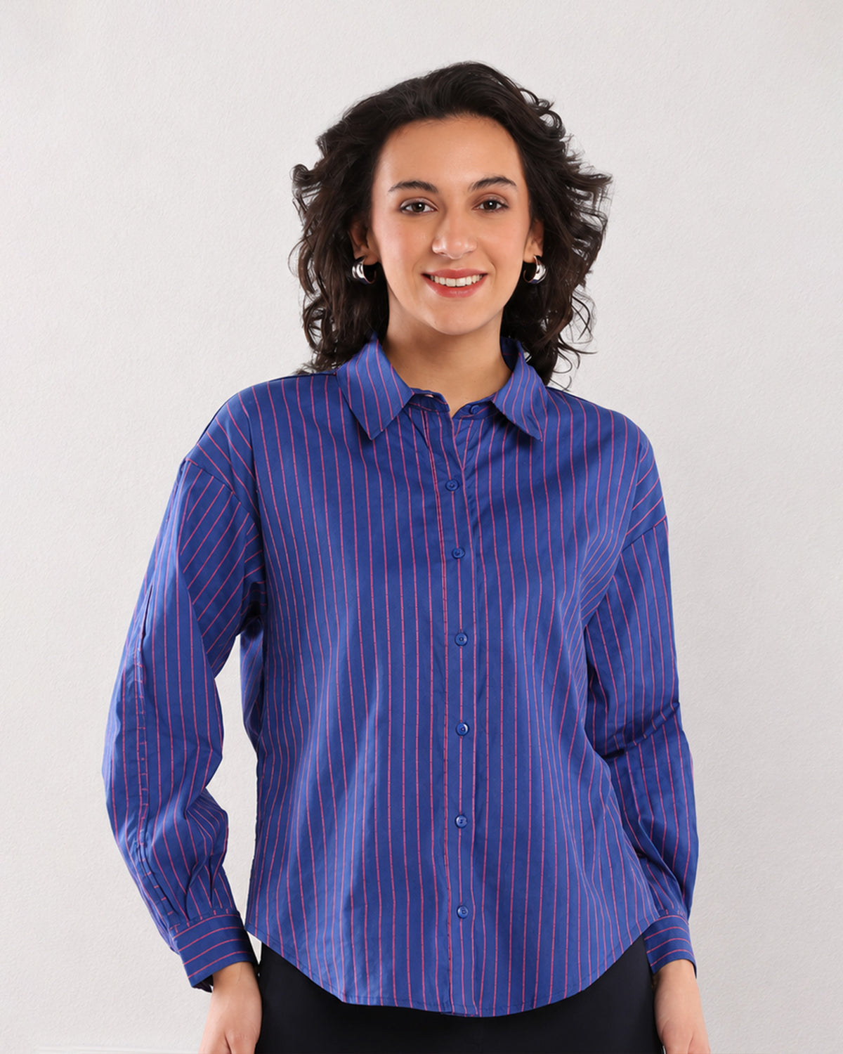 Etsy blue and pink stripes cotton shirt with rolled up sleeves and a collar, front view