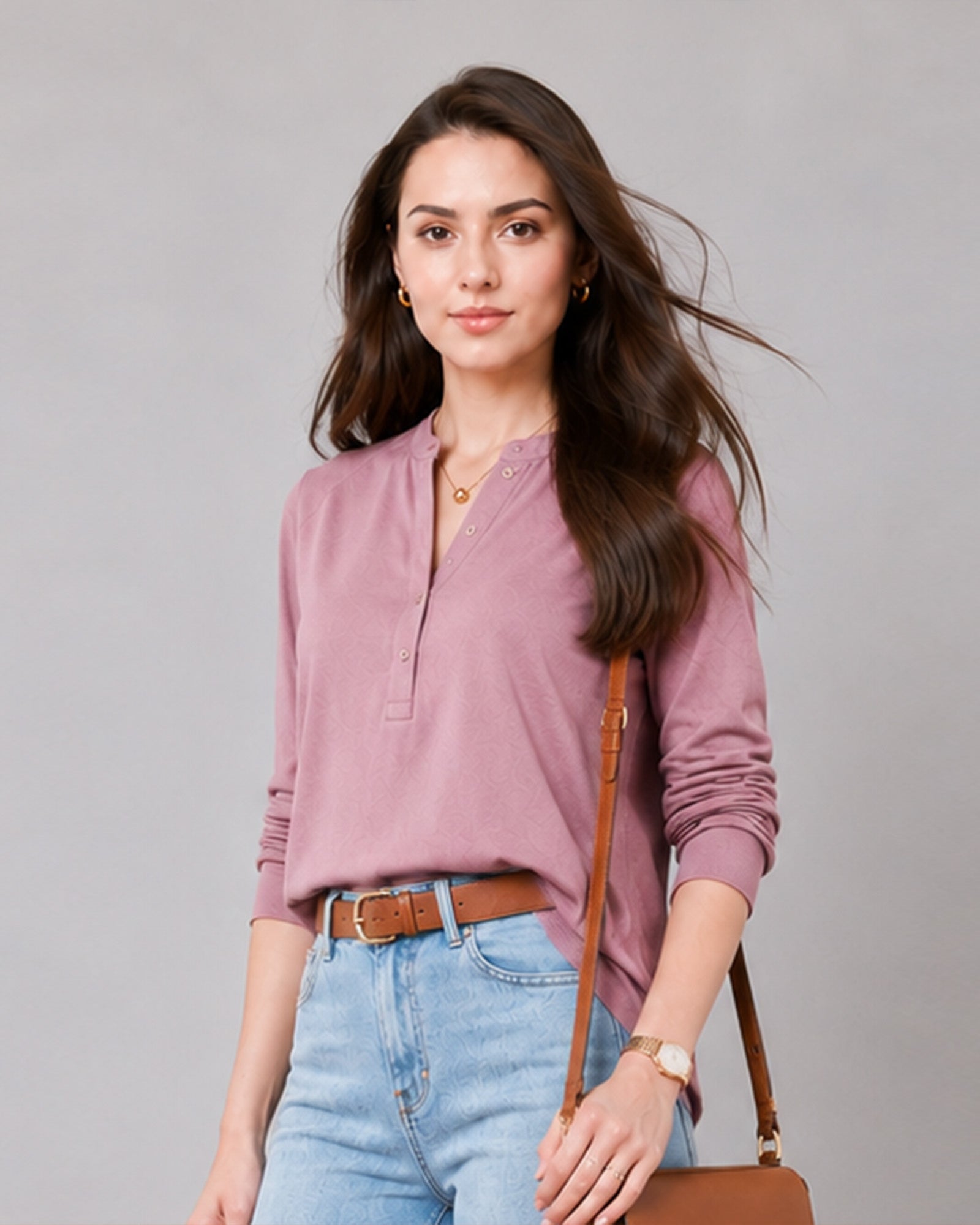 Close-up of Gemini rose pink linen tunic split V-neckline, band collar and button placket
