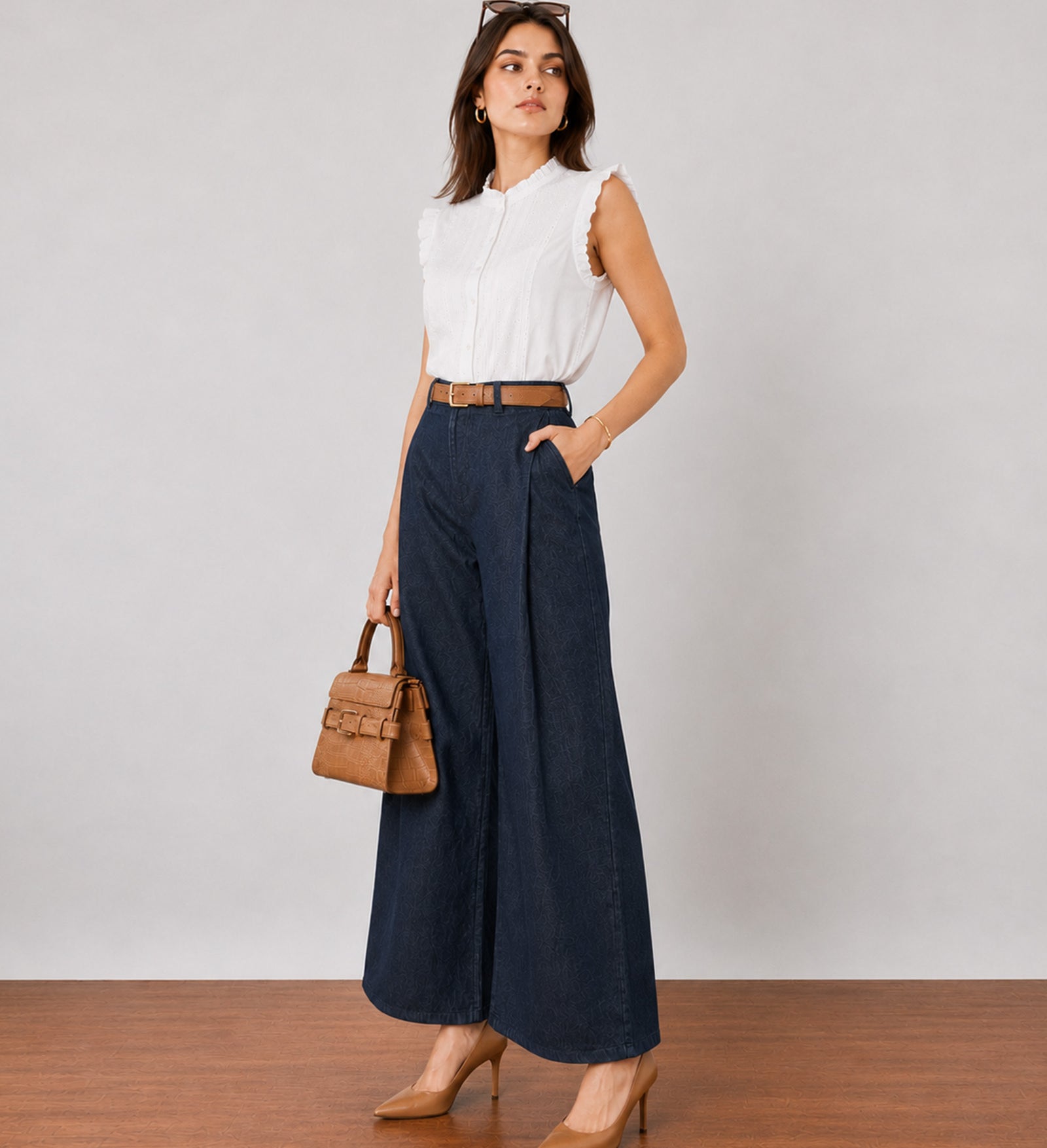 Gigi indigo blue denim pants, smart casual look