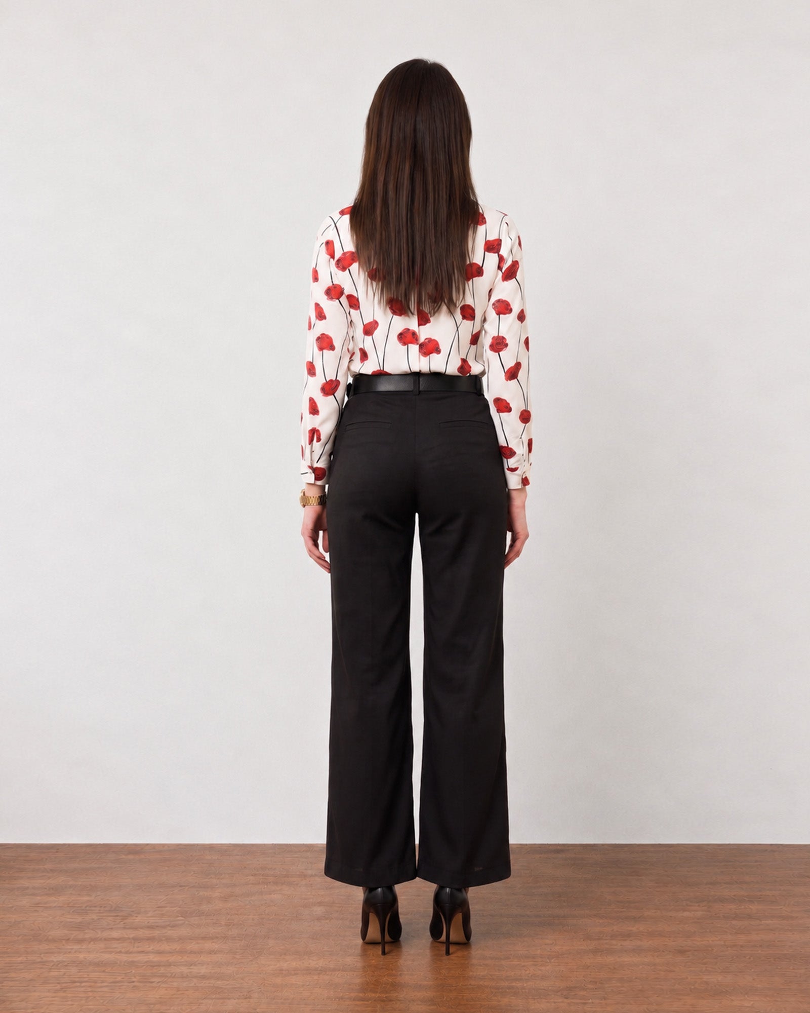 Greth white and red floral print shirt with a clean back yoke, back view