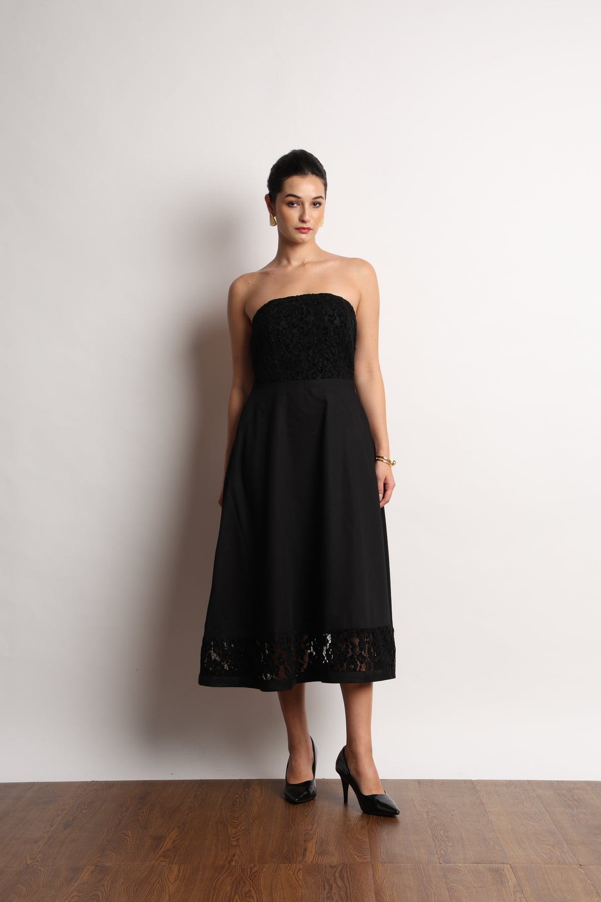Here Lace Strapless Dress
