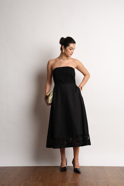 Here Lace Strapless Dress