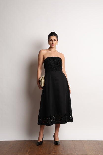 Here Lace Strapless Dress