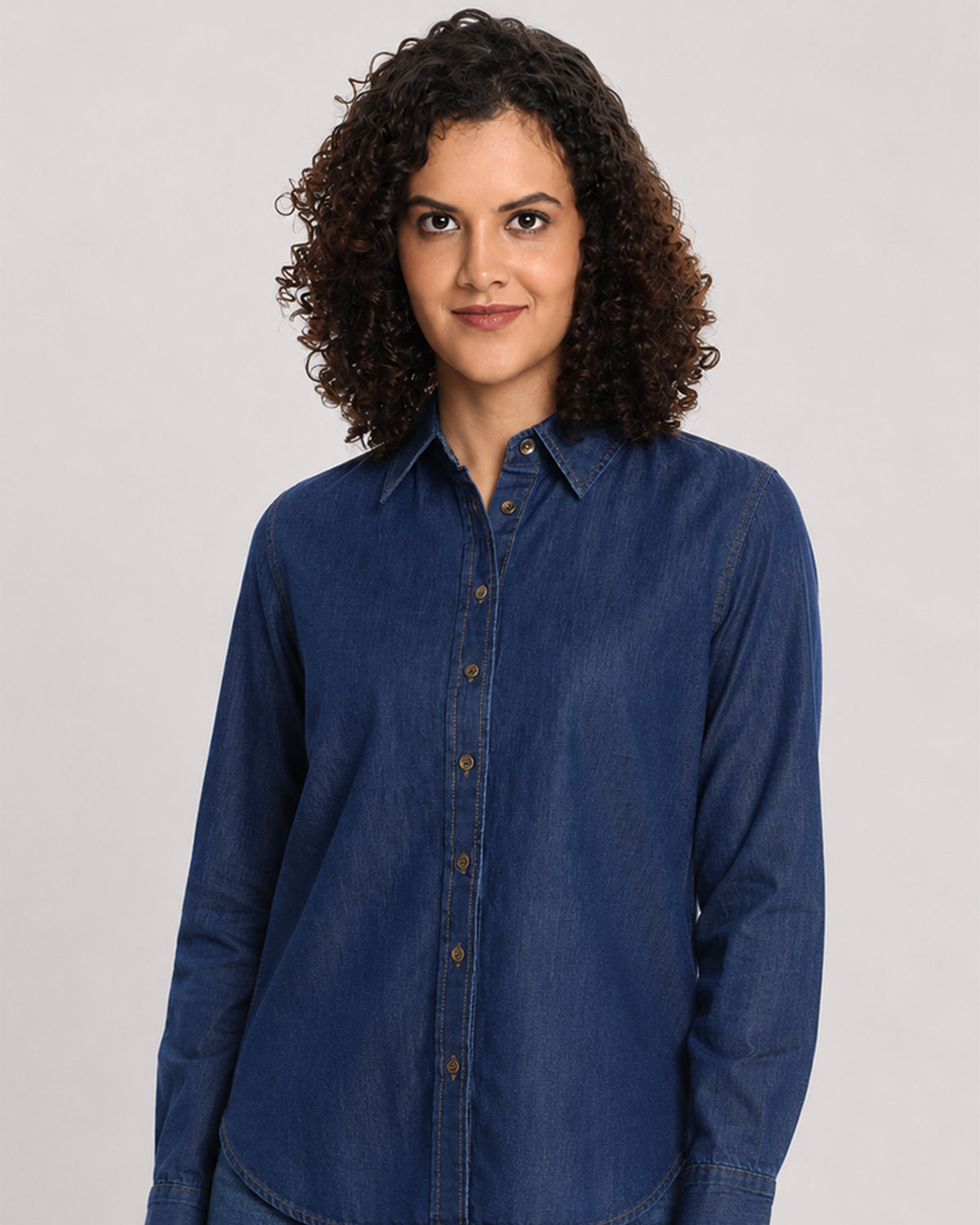 Banita medium blue 100% cotton denim shirt front detail with the drop shoulder and full sleeves