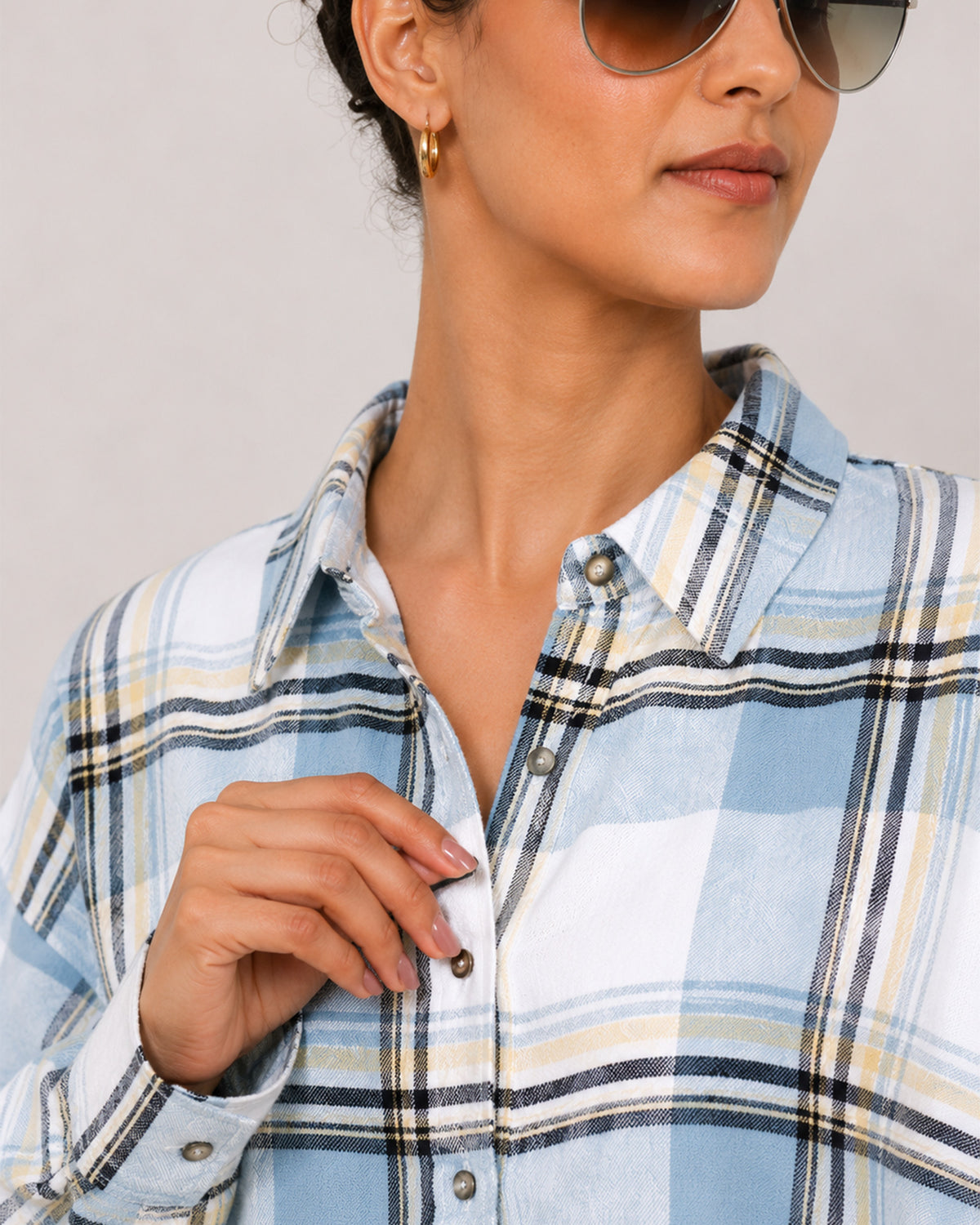 Beatrice powder blue 100% cotton checks collar close-up with hidden dignity buttons