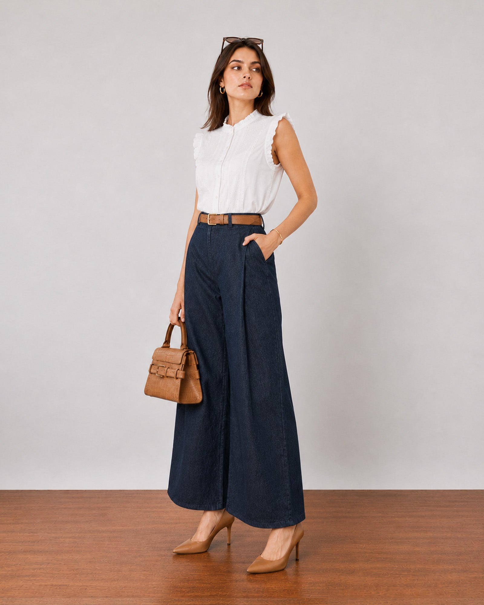 Gigi indigo blue denim pants, smart casual look